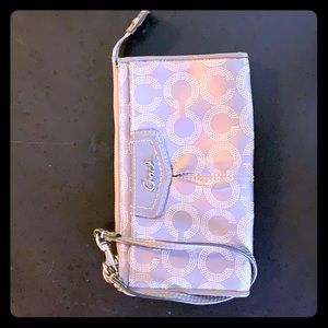 Wristlet